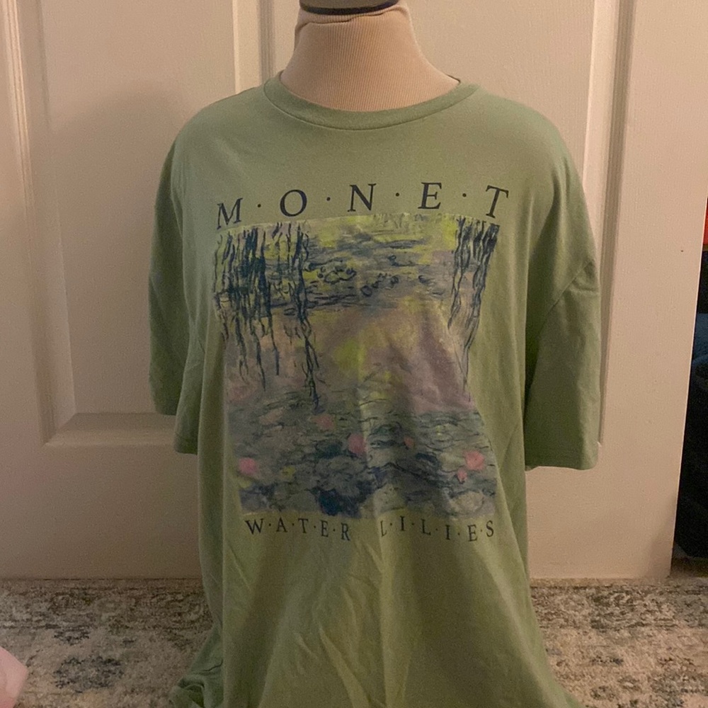 Monet Graphic Oversized Tee
